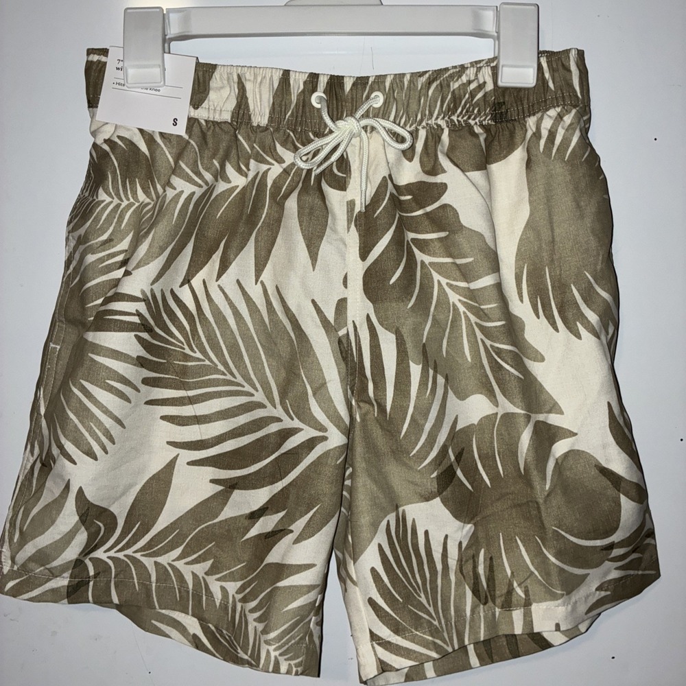 Goodfellow & Co Olive and Cream Tropical Print Swim Trunks Size Large NWT